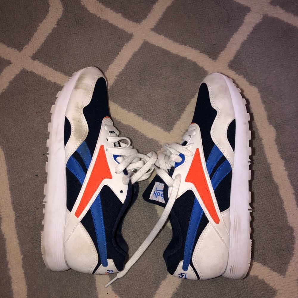 Reebok Retro Sneakers (barely worn)
